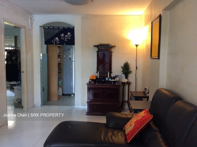 Blk 18 Lorong 7 Toa Payoh (Toa Payoh), HDB 3 Rooms #183659672